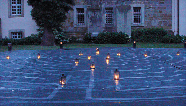 Labyrinth und meditativer Tanz